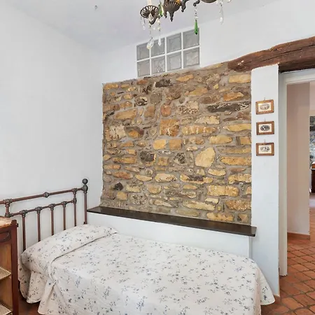 Grey アパート